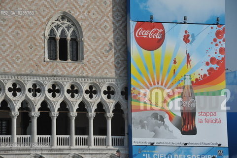 Venice, september 2010 - Publicity over the historic Palaces in Venice sponsor coca-cola ©Graziano Arici/Rosebud2