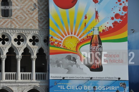 Venice, september 2010 - Publicity over the historic Palaces in Venice sponsor coca-cola ©Graziano Arici/Rosebud2