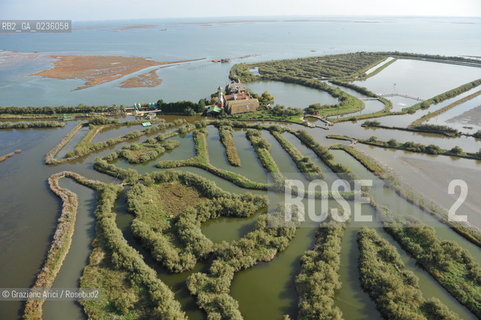 VENEZIA 11/10/10- FOTO AEREE DELLE BARENE DELLA LAGUNA SUD VALLE DA PESCA VALLE ZAPPA ©Graziano Arici/Rosebud2 CONSORZIO VENEZIA NUOVA LAGUNA BARENA VALLE DA PESCA