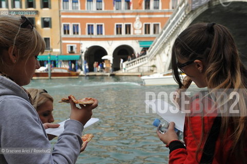 Venice october 2010 - Tourists in Venice turismo gastronomia ©Graziano Arici/Rosebud2
