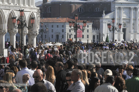 Venice october 2010 - Tourists in Venice turismo ©Graziano Arici/Rosebud2