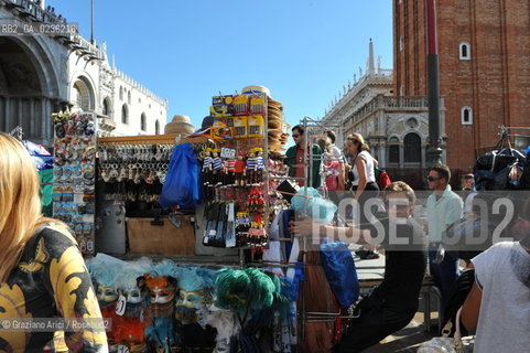 Venice october 2010 - Tourists in Venice turismo ©Graziano Arici/Rosebud2