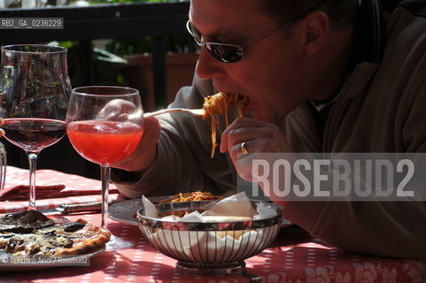 Venice october 2010 - Tourists in Venice turismo gastronomia spaghetti ©Graziano Arici/Rosebud2