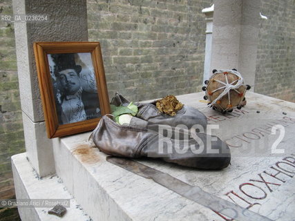 Venice october 2010 - Monumental cemetery in Venice:  grave of the dancer and choreographer Serge Diaghilev Diaghilew coreografo©Graziano Arici/Rosebud2