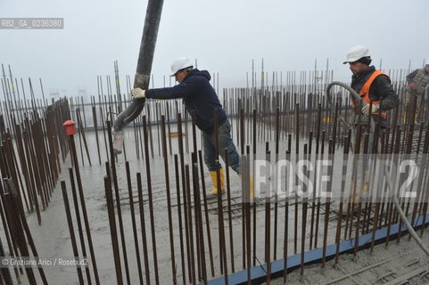 Venezia 9/12/10 - LAVORI IN CORSO ALLA BOCCA DI PORTO DI MALAMOCCO ©Graziano Arici/Rosebud2 CONSORZIO VENEZIA NUOVA