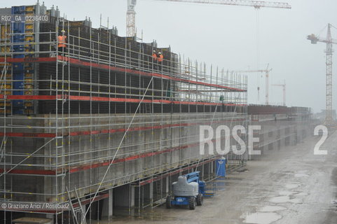 Venezia 9/12/10 - LAVORI IN CORSO ALLA BOCCA DI PORTO DI MALAMOCCO ©Graziano Arici/Rosebud2 CONSORZIO VENEZIA NUOVA