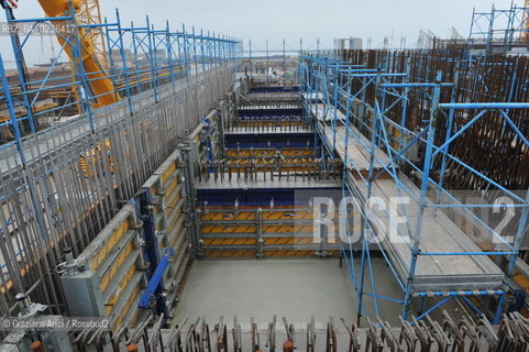 Venezia 9/12/10 - LAVORI IN CORSO ALLA BOCCA DI PORTO DI MALAMOCCO ©Graziano Arici/Rosebud2 CONSORZIO VENEZIA NUOVA