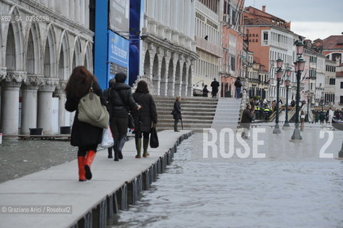 Venice 3/11/10 - High tide in Venice - Alta marea acqua alta ©Graziano Arici/Rosebud2
