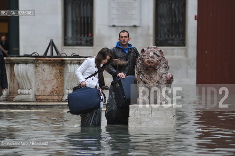 Venice 3/11/10 - High tide in Venice - Alta marea acqua alta ©Graziano Arici/Rosebud2
