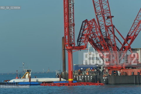 VENEZIA 1/2/11 - LAVORI IN CORSO ALLA BOCCA DI PORTO DI CHIOGGIA ©Graziano Arici/Rosebud2 CONSORZIO VENEZIA NUOVA