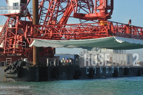 VENEZIA 1/2/11 - LAVORI IN CORSO ALLA BOCCA DI PORTO DI CHIOGGIA ©Graziano Arici/Rosebud2 CONSORZIO VENEZIA NUOVA
