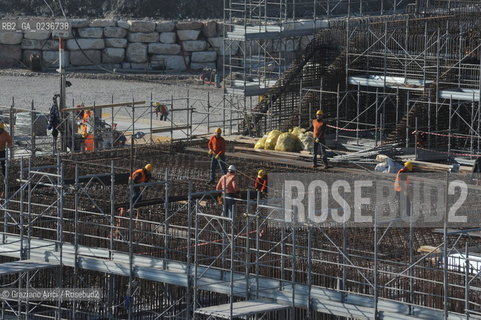 VENEZIA 1/2/11 - LAVORI IN CORSO ALLA BOCCA DI PORTO DI CHIOGGIA ©Graziano Arici/Rosebud2 CONSORZIO VENEZIA NUOVA