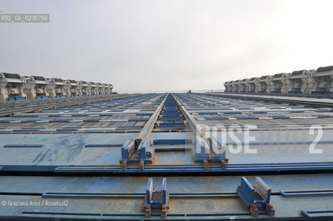 VENEZIA 15/12/10 - LAVORI ALLA BOCCA DI PORTO DI MALAMOCCO SICUREZZA  ©Graziano Arici/Rosebud2  CONSORZIO VENEZIA NUOVA