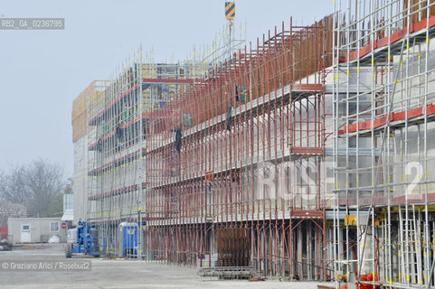 VENEZIA 15/12/10 - LAVORI ALLA BOCCA DI PORTO DI MALAMOCCO SICUREZZA  ©Graziano Arici/Rosebud2  CONSORZIO VENEZIA NUOVA