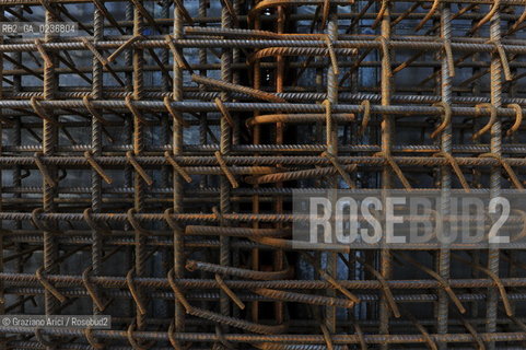 VENEZIA 15/12/10 - LAVORI ALLA BOCCA DI PORTO DI MALAMOCCO SICUREZZA  ©Graziano Arici/Rosebud2  CONSORZIO VENEZIA NUOVA