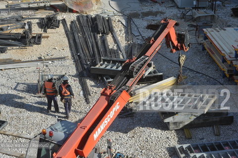 VENEZIA 3/2/11 - LAVORI IN CORSO ALLA BOCCA DI PORTO DI LIDO LATO TREPORTI ©Graziano Arici/Rosebud2 CONSORZIO VENEZIA NUOVA