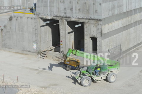 VENEZIA 3/2/11 - LAVORI IN CORSO ALLA BOCCA DI PORTO DI LIDO LATO TREPORTI ©Graziano Arici/Rosebud2 CONSORZIO VENEZIA NUOVA