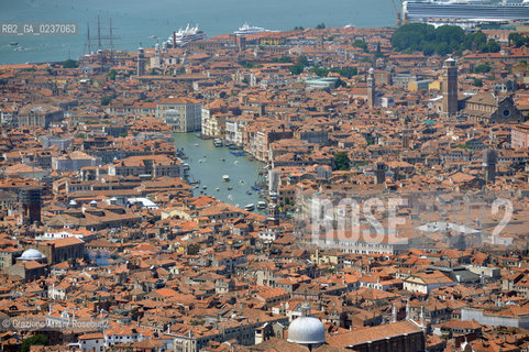 Venezia maggio 2011 - Foto Aerea del Canal Grande©Graziano Arici/Rosebud2.Venice mai 2011 - Aerial View of Grand Canal ©Graziano Arici/Rosebud2