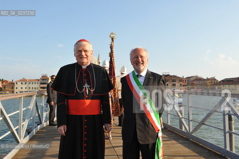 Venice 16/7/11  - The cardinal Angelo Scola with the Major of Veneice Orsoni over the Boat-Bridge in Giudecca Canal for the Redentore Feast festa fuochi dartificio ©Graziano Arici/Rosebud2