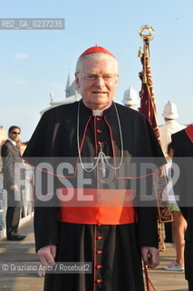 Venice 16/7/11  - The cardinal Angelo Scola with the Major of Veneice Orsoni over the Boat-Bridge in Giudecca Canal for the Redentore Feast festa fuochi dartificio ©Graziano Arici/Rosebud2