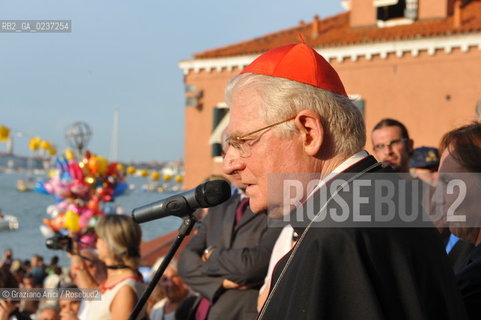 Venice 16/7/11 - The cardinal Angelo Scola over the Boat-Bridge in Giudecca Canal for the Redentore Feast festa fuochi dartificio ©Graziano Arici/Rosebud2