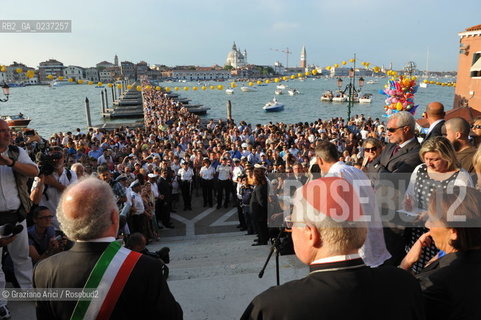 Venice 16/7/11 - The cardinal Angelo Scola over the Boat-Bridge in Giudecca Canal for the Redentore Feast festa fuochi dartificio ©Graziano Arici/Rosebud2