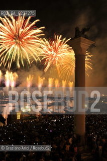 Venice 17/7/11 - Fiereworks in St.Marks Bassin for the Redentore Feast festa fuochi dartificio ©Graziano Arici/Rosebud2