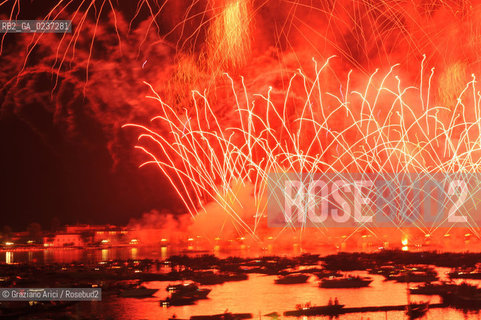 Venice 17/7/11 - Fiereworks in St.Marks Bassin for the Redentore Feast festa fuochi dartificio ©Graziano Arici/Rosebud2