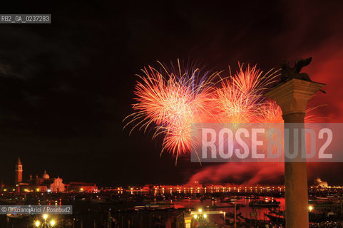 Venice 17/7/11 - Fiereworks in St.Marks Bassin for the Redentore Feast festa fuochi dartificio ©Graziano Arici/Rosebud2