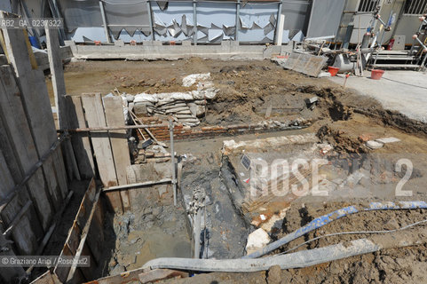 VENEZIA 12/5/11 - SCAVI ARCHEOLOGICI AL CANTIERE DELLE FANDAMENTA DEL CAMPANILE DI S.MARCO ©Graziano Arici/Rosebud2    CONSORZIO VENEZIA NUOVA