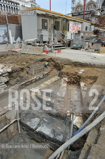 VENEZIA 12/5/11 - SCAVI ARCHEOLOGICI AL CANTIERE DELLE FANDAMENTA DEL CAMPANILE DI S.MARCO ©Graziano Arici/Rosebud2    CONSORZIO VENEZIA NUOVA