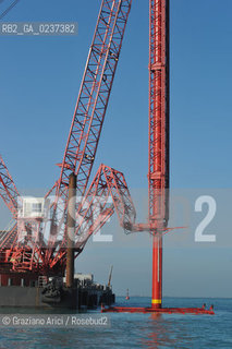 VENEZIA 1/2/11 - LAVORI IN CORSO ALLA BOCCA DI PORTO DI CHIOGGIA ©Graziano Arici/Rosebud2 CONSORZIO VENEZIA NUOVA