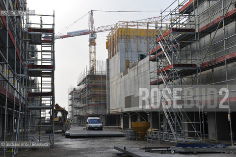 VENEZIA 15/12/10 - LAVORI ALLA BOCCA DI PORTO DI MALAMOCCO SICUREZZA  ©Graziano Arici/Rosebud2  CONSORZIO VENEZIA NUOVA