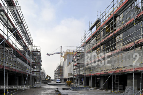 VENEZIA 15/12/10 - LAVORI ALLA BOCCA DI PORTO DI MALAMOCCO SICUREZZA  ©Graziano Arici/Rosebud2  CONSORZIO VENEZIA NUOVA