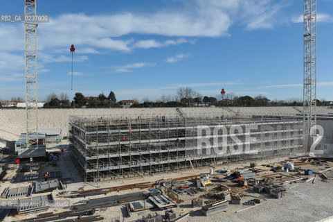 VENEZIA 3/2/11 - LAVORI IN CORSO ALLA BOCCA DI PORTO DI LIDO LATO TREPORTI ©Graziano Arici/Rosebud2 CONSORZIO VENEZIA NUOVA