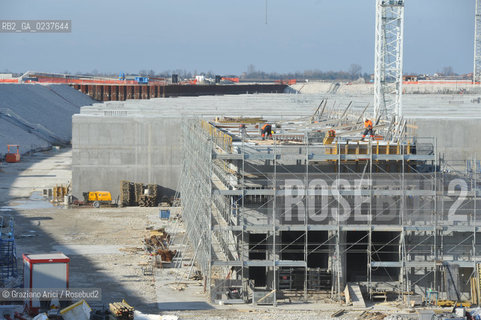 VENEZIA 3/2/11 - LAVORI IN CORSO ALLA BOCCA DI PORTO DI LIDO LATO TREPORTI ©Graziano Arici/Rosebud2 CONSORZIO VENEZIA NUOVA