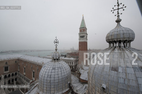 Venice 15/12/12 - Cupolas of St.Marks Basilica s.marco