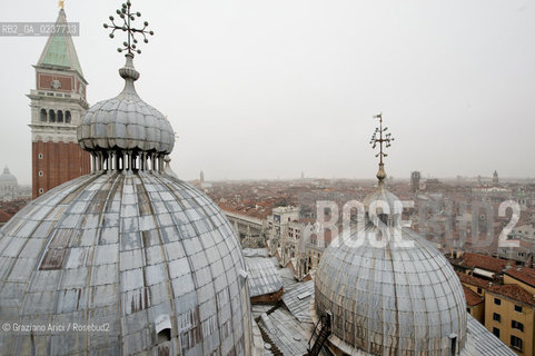 Venice 15/12/12 - Cupolas of St.Marks Basilica s.marco