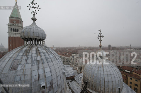 Venice 15/12/12 - Cupolas of St.Marks Basilica s.marco
