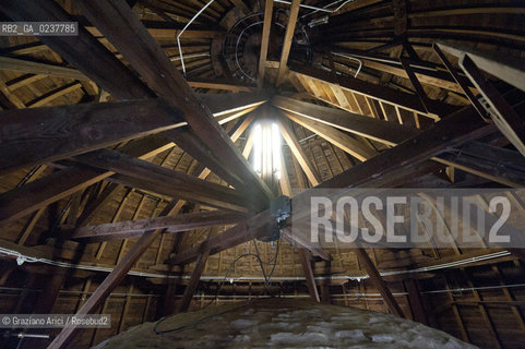 Venezia 12/1/12 - Lavori di restauro delle Cupole della Basilica di San Marco di Venezia. I lavori di restauro sono diretti dalla Procuratoria della Basilica e da 1000 anni fanno in modo che la complessa struttura sia continuamente monitorata e restaurata - dome of the St:Marks Basilik ©Graziano Arici/Rosebud2