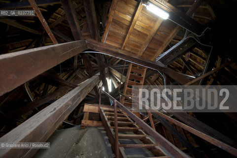 Venezia 12/1/12 - Lavori di restauro delle Cupole della Basilica di San Marco di Venezia. I lavori di restauro sono diretti dalla Procuratoria della Basilica e da 1000 anni fanno in modo che la complessa struttura sia continuamente monitorata e restaurata - dome of the St:Marks Basilik ©Graziano Arici/Rosebud2