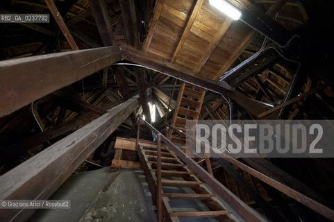 Venezia 12/1/12 - Lavori di restauro delle Cupole della Basilica di San Marco di Venezia. I lavori di restauro sono diretti dalla Procuratoria della Basilica e da 1000 anni fanno in modo che la complessa struttura sia continuamente monitorata e restaurata - dome of the St:Marks Basilik ©Graziano Arici/Rosebud2