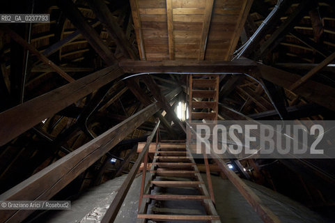 Venezia 12/1/12 - Lavori di restauro delle Cupole della Basilica di San Marco di Venezia. I lavori di restauro sono diretti dalla Procuratoria della Basilica e da 1000 anni fanno in modo che la complessa struttura sia continuamente monitorata e restaurata - dome of the St:Marks Basilik ©Graziano Arici/Rosebud2