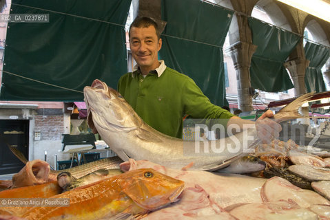 Venice 5/5/12 - One of the best fishmonger in the Rialto Fishmarket. Marco Bergamasco - pescivendolo di Rialto pesce mercato ©Graziano Arici/Rosebud2