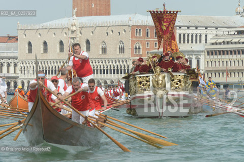 Venice 20/05/12 - Festa della Sensa Feast - barca regata  ©Graziano Arici/Rosebud2