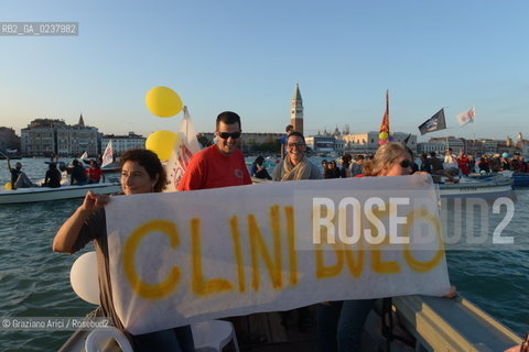 Venice 16/09/2012 -  Demonstration against  the great cruise liners in front of St.Mark - manifestazione del Comitato contro le Grandi Navi davanti al bacino di S.Marco nave ©Graziano Arici/Rosebud2