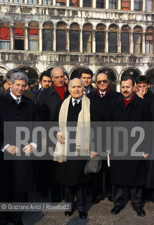Venezia,1996.Il Presidente della Repubblica Luigi Oscar Scalfaro con il sindaco di Venezia Ugo Bergamo.Politica democrazia cristiana .Venice,1996.The President of Italian Repiblic Luigi Oscar Scalfaro with the mayor of venice Ugo Bergamo ©Graziano Arici/Rosebud2