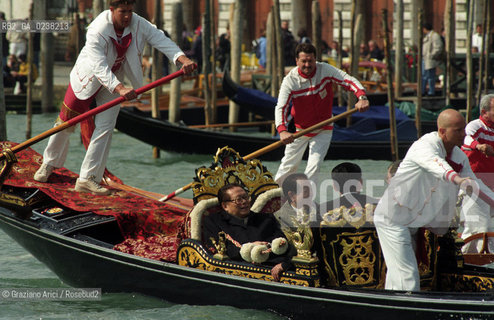 Venezia, 1999.Visita del Presidente della Repubblica Popolare Cinese Jiang Zemin a Venezia. Politica presidente Cina cinese visita.Venice, 1999. The President of the Peoplès Republic of China Jiang Zemin during the visit in Venice ©Graziano Arici/Rosebud2