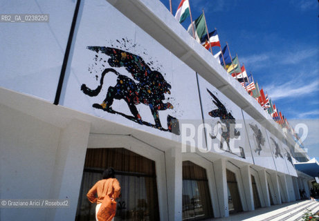-Venezia,1991. Mostra Internazionale dArte Cinematografica. Palazzo del Cinema, Lido di Venezia. Cinema mostra Biennale Palazzo.-Venice,1991.Venice Film Festival. Palazzo del Cinema, Lido of Venice ©Graziano Arici/Rosebud2
