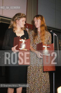 - Venezia, 1981. 38°Festival Internazionale dArte Cinematografica di Venezia.Ritratto delle attrici Jutta Lampe e Barbara Sukowa con il premio fenice.Cinema attrice ritratto premio Fenice.- Venice,1981. 38th Venice International Film Festival.Portrait of the actresses Jutta Lampe and Barbara Sukowa with the prize Fenice ©  Graziano Arici